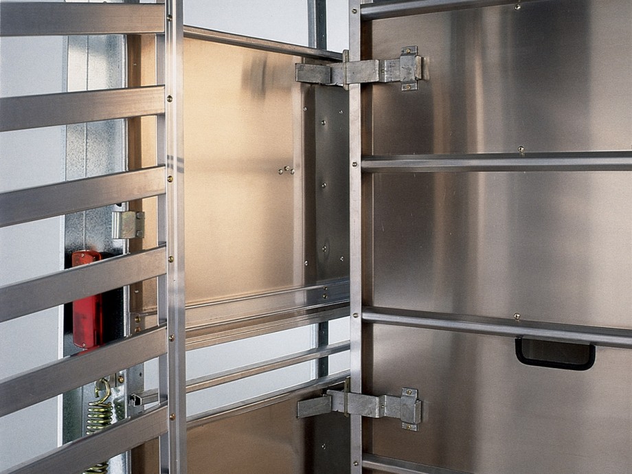 Large Cross Division KX4765 TA5