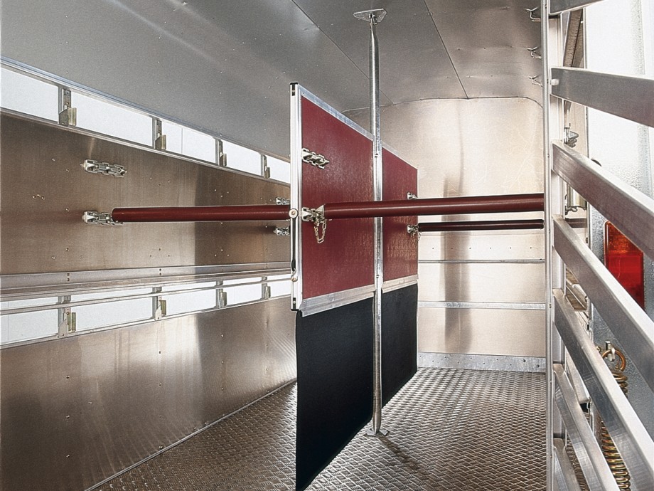 TA5 HORSE PARTITION KIT